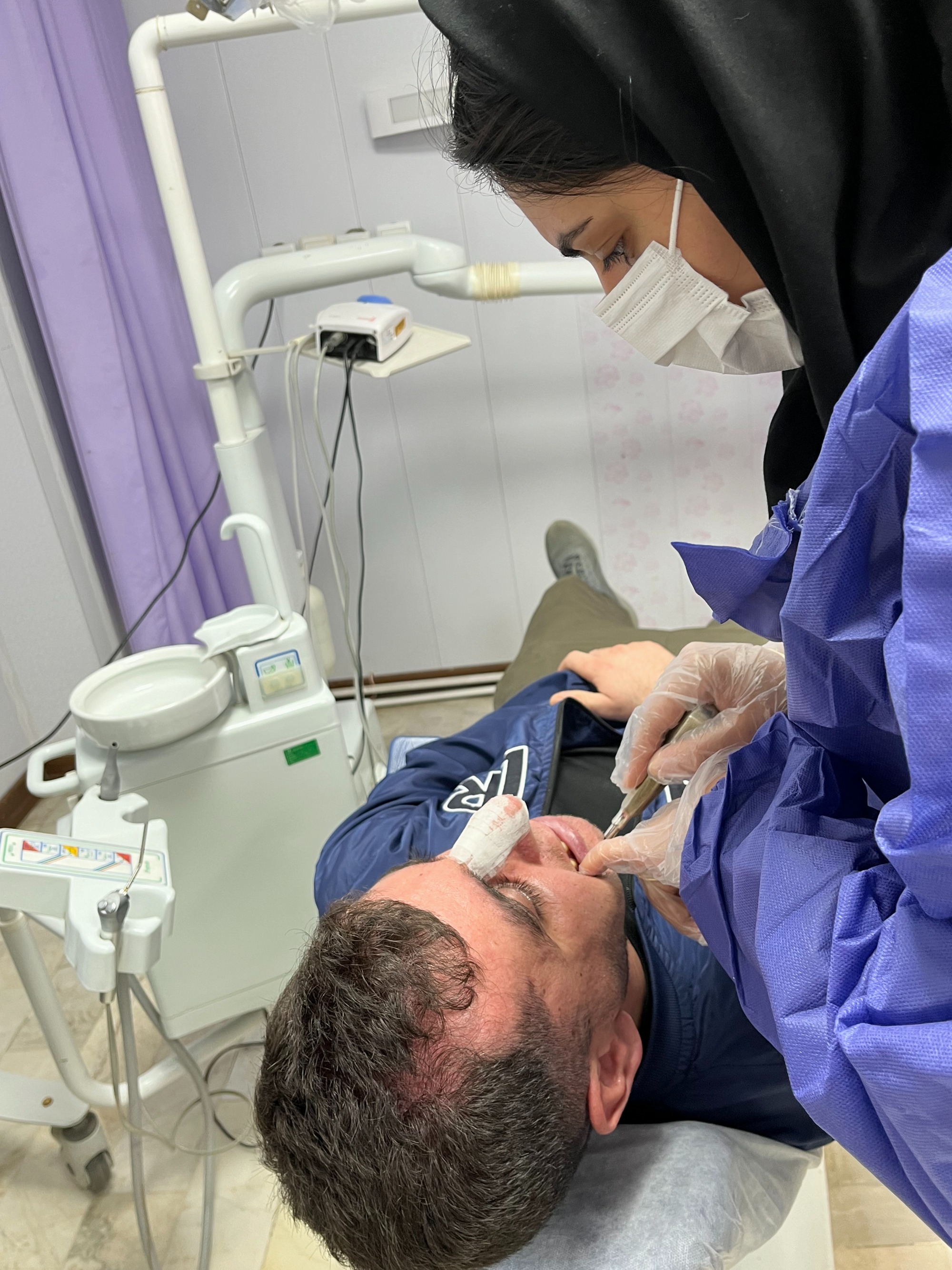 تداوم فعالیت بیمارستان دندانپزشکی پورسینا در ایام نوروز