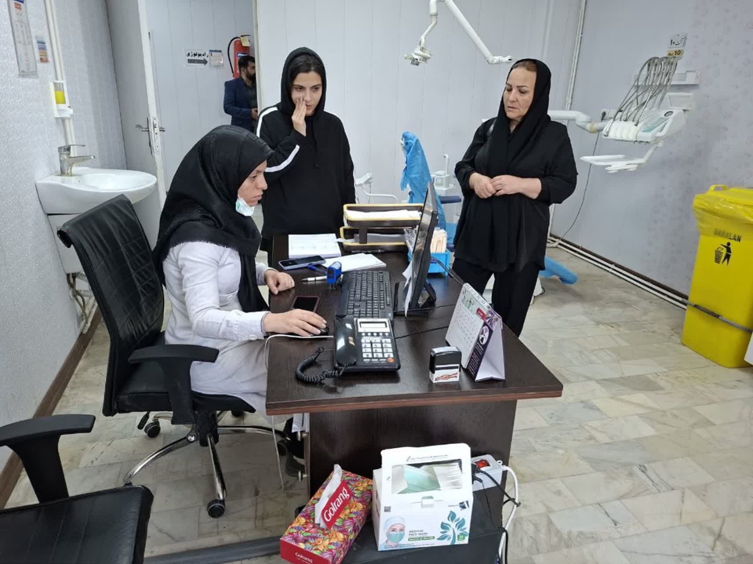 گزارش عملکرد بیمارستان دندانپزشکی پورسینا در فروردین ماه 1405